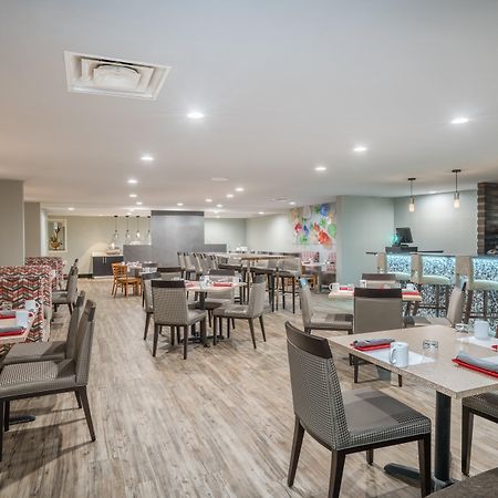 Holiday Inn Atlanta/Roswell By Ihg מראה חיצוני תמונה