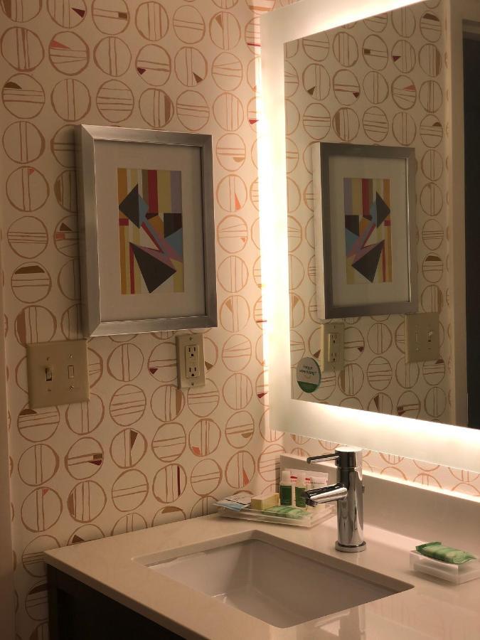 Holiday Inn Atlanta/Roswell By Ihg מראה חיצוני תמונה