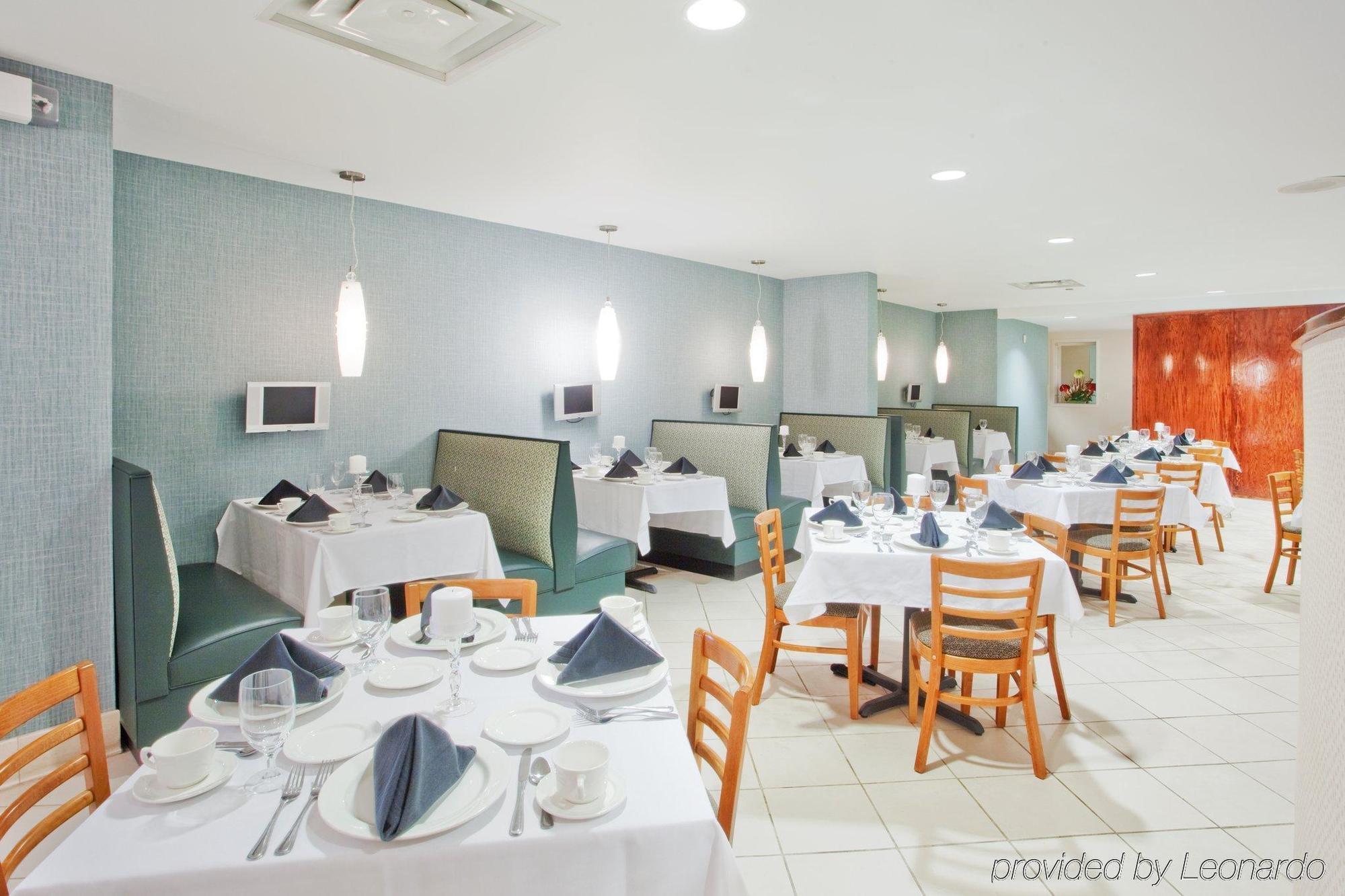 Holiday Inn Atlanta/Roswell By Ihg מראה חיצוני תמונה