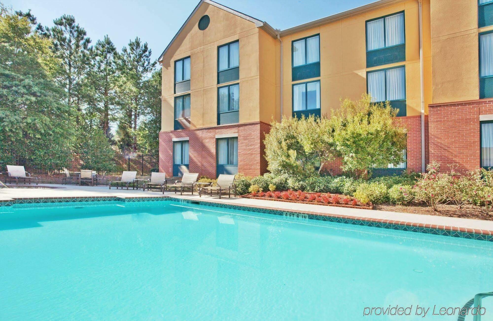 Holiday Inn Atlanta/Roswell By Ihg מראה חיצוני תמונה